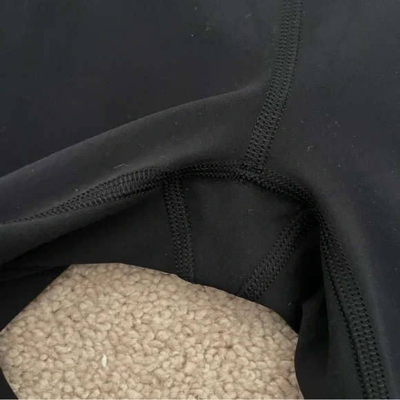 Lululemon “Like New” Groove Black Flare Pant Sz 0 - Picture 10 of 13
